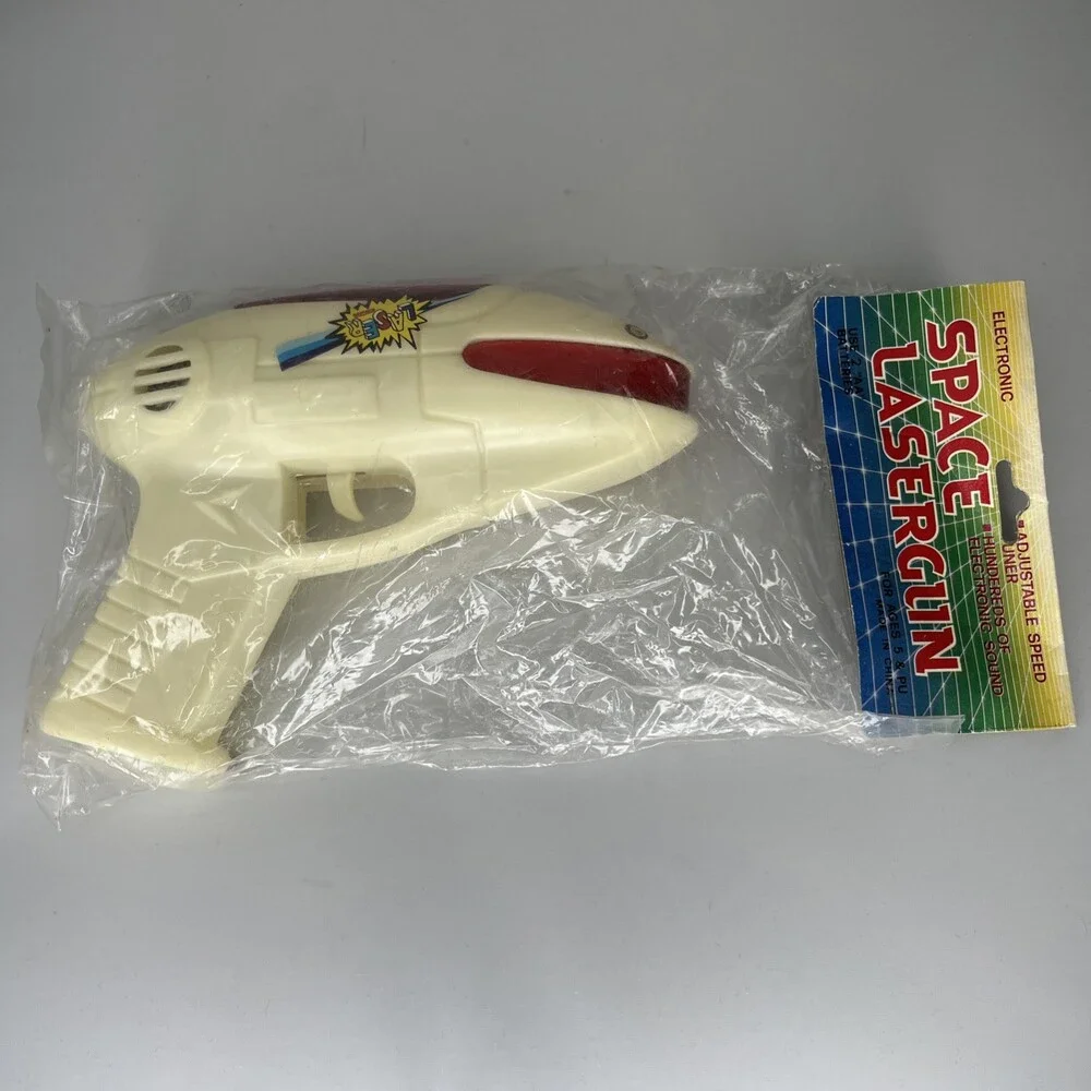 Vintage Electronic Space Lasergun Toy 9502